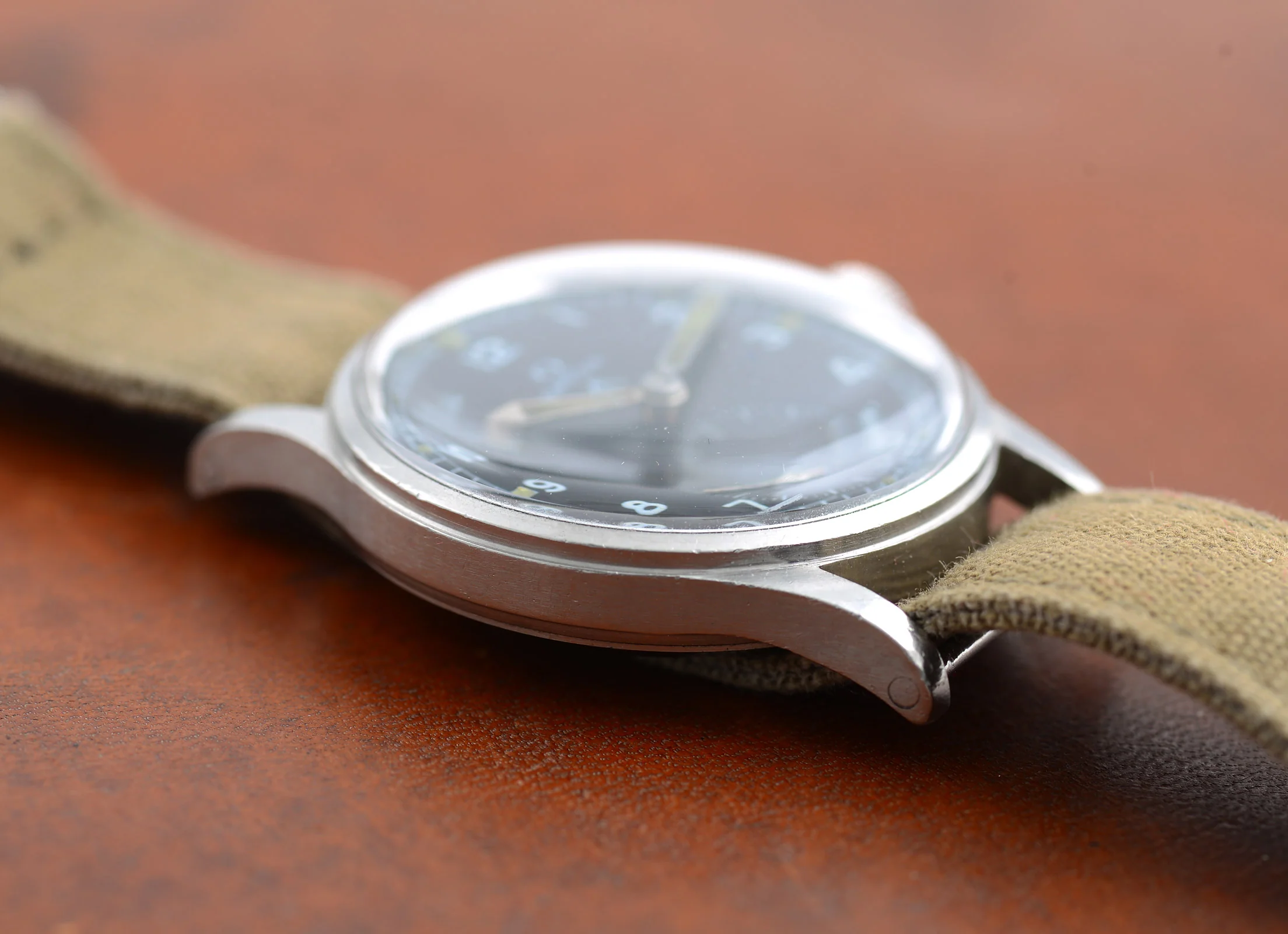 Omega WWW (1945) - Image 6